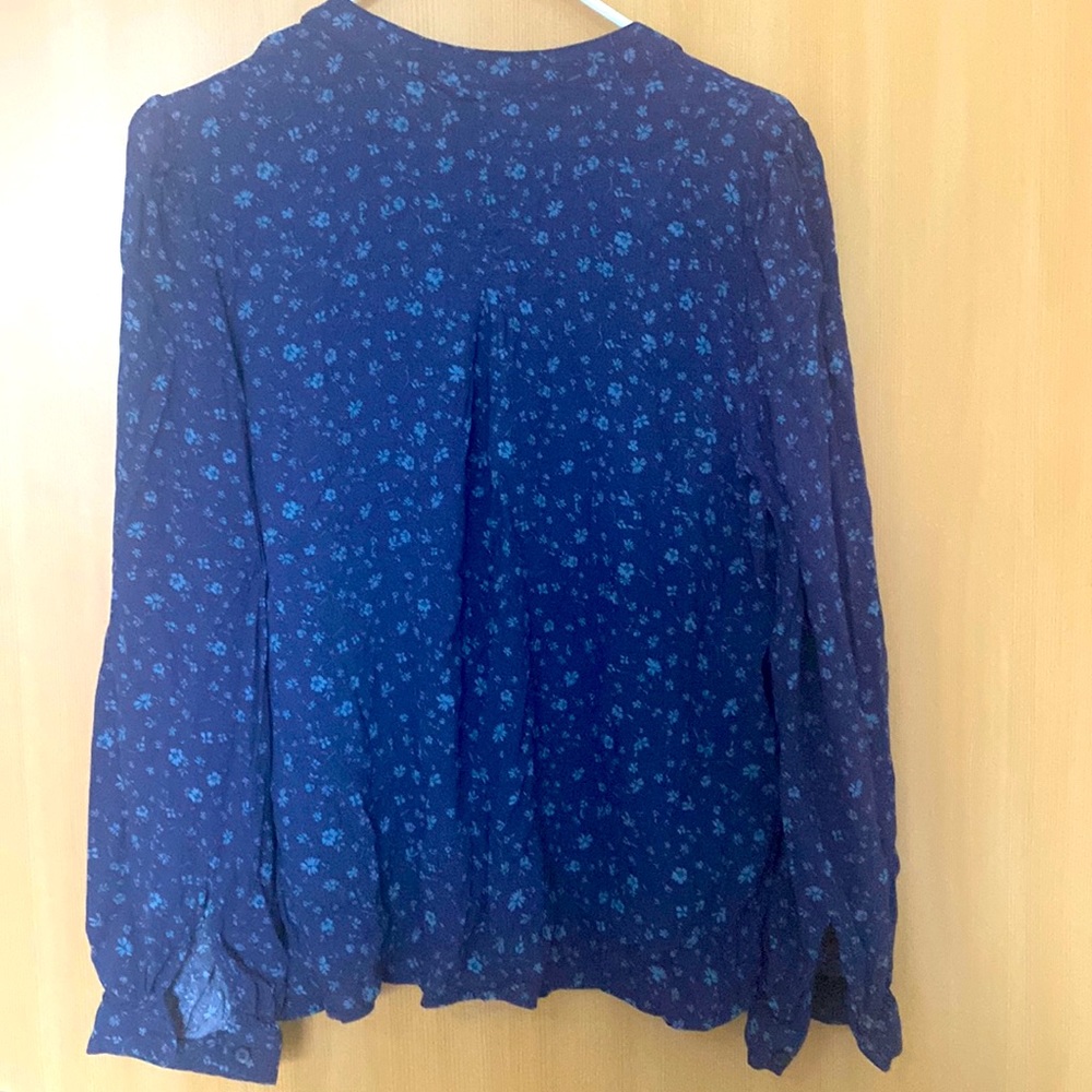 Women tops
